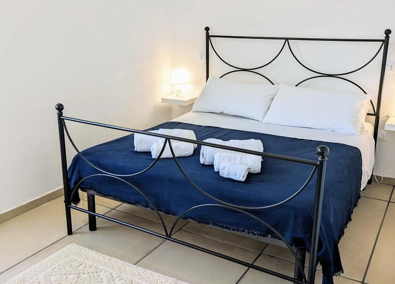 Villa Uliveto Rooms With Kitchen & Garden Chia Casa de hóspedes