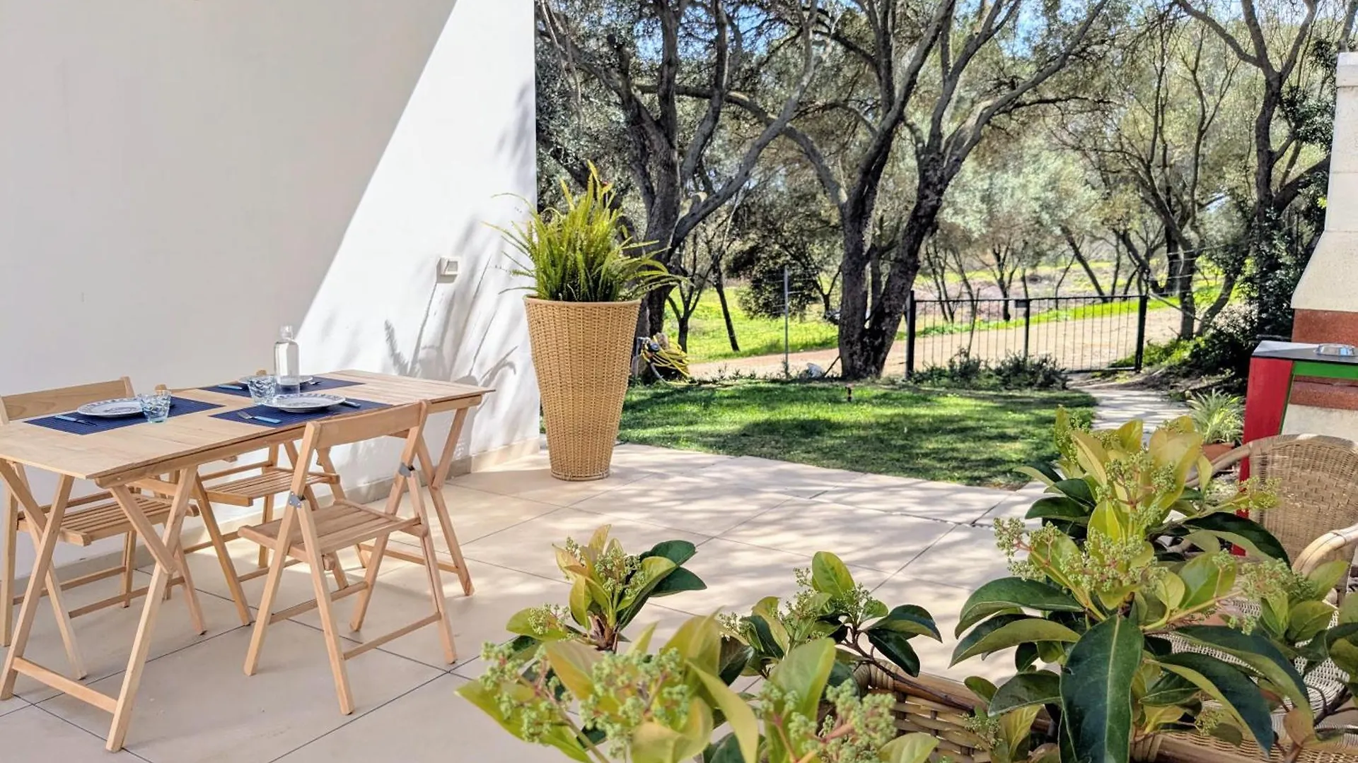 게스트하우스 Villa Uliveto Rooms With Kitchen & Garden