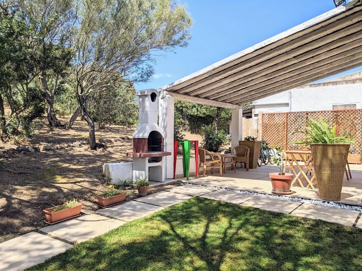 Villa Uliveto Rooms With Kitchen & Garden Πανσιόν Chia