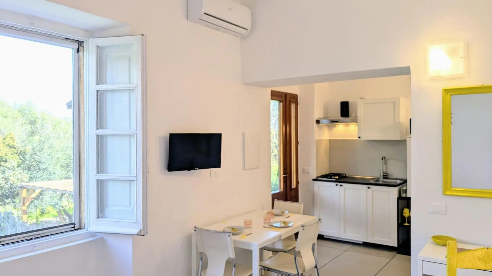 Villa Uliveto Rooms With Kitchen & Garden Πανσιόν