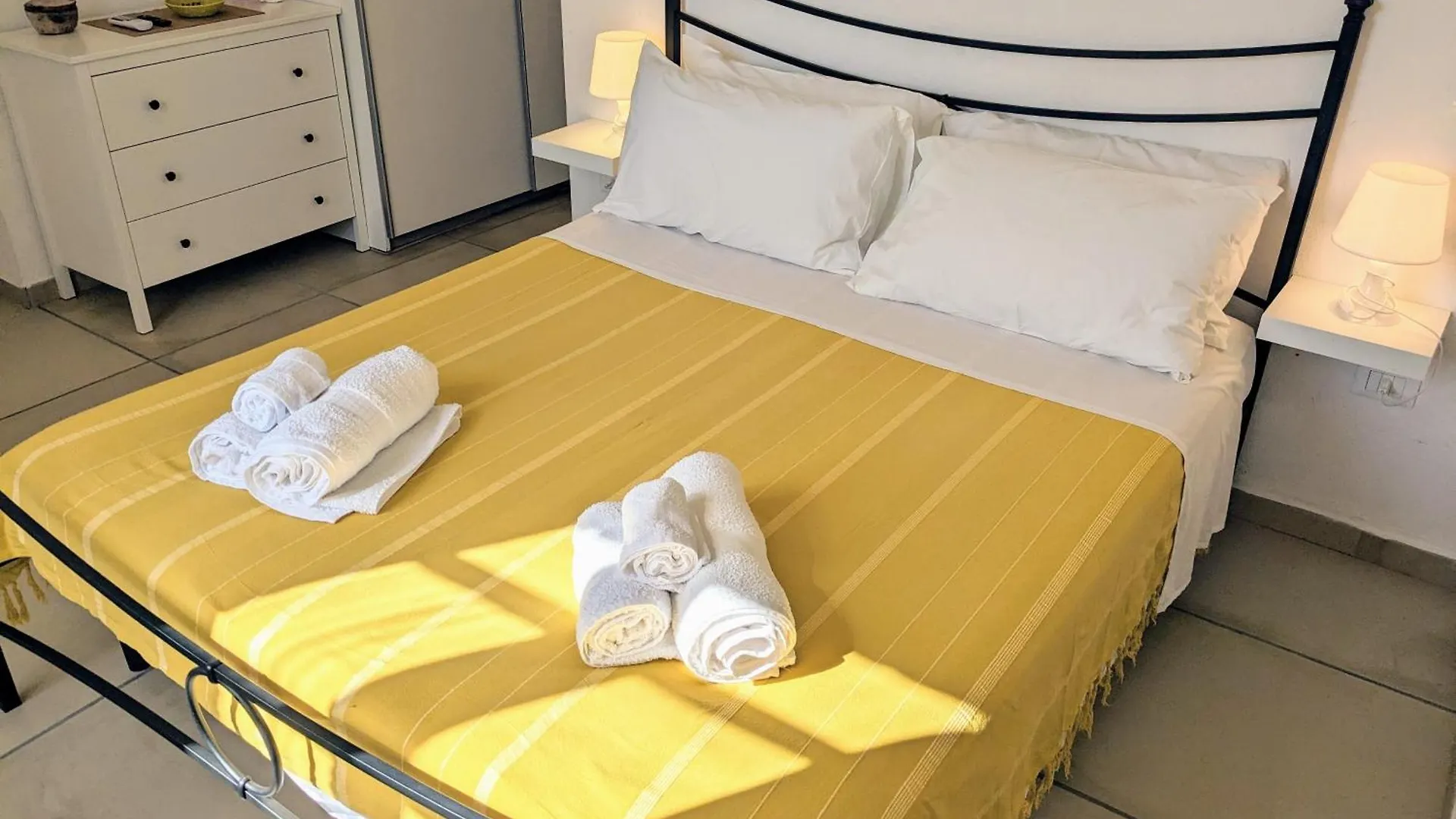 Πανσιόν Villa Uliveto Rooms With Kitchen & Garden Ιταλία
